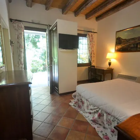 Hotell Luppis 4*