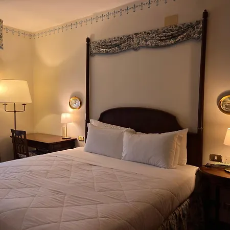 Hotell Luppis 4*