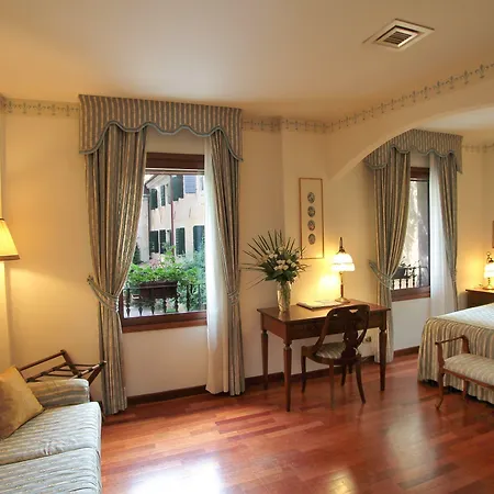 Hotell Luppis Pasiano Di Pordenone