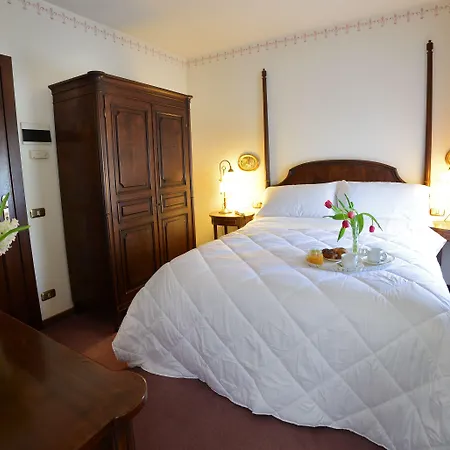 Hotell Luppis Pasiano Di Pordenone