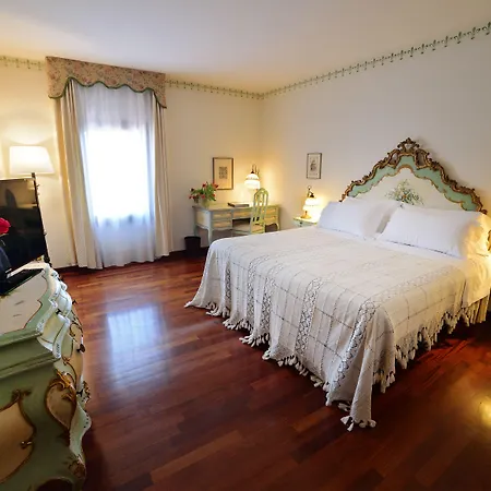 Hotell Luppis Pasiano Di Pordenone