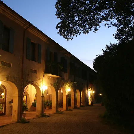 Hotell Luppis 4*